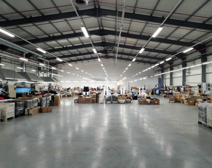 Linear LED High Bay Lights: Powerful Illumination for Industrial Lighting